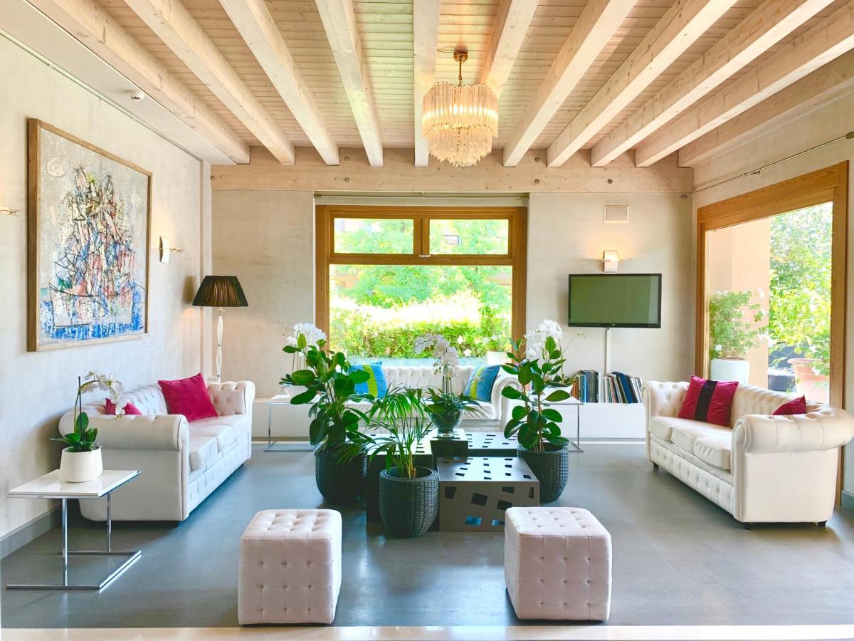 فندق Relais Le Betulle كونيليانو المظهر الخارجي الصورة